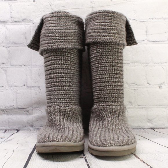 UGG Australia Gray Knitted Buttons Mid-Calf Classic Cardy Boots Size 6 M - Picture 4 of 9